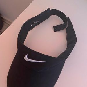 Nike visor